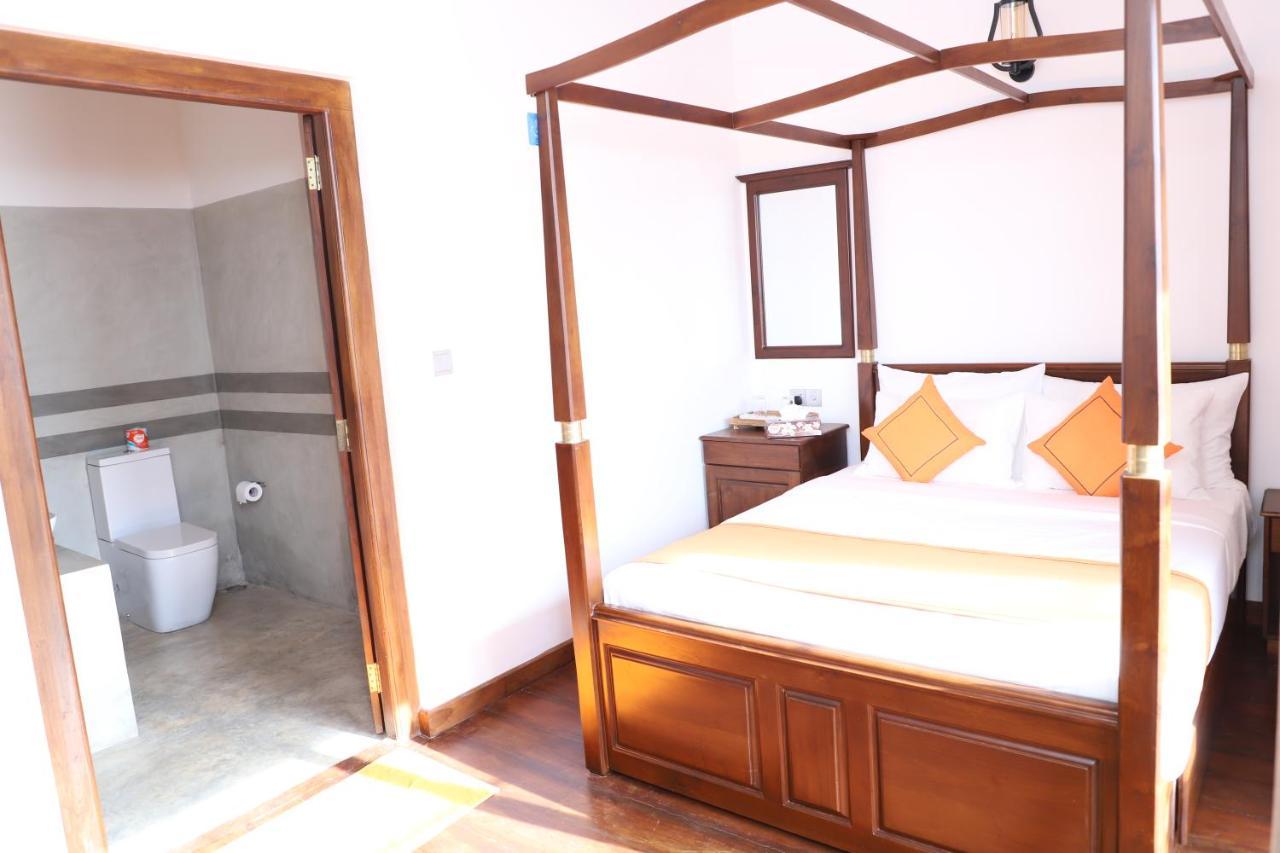 The Dutch Boutique Bed & Breakfast Гале Екстериор снимка